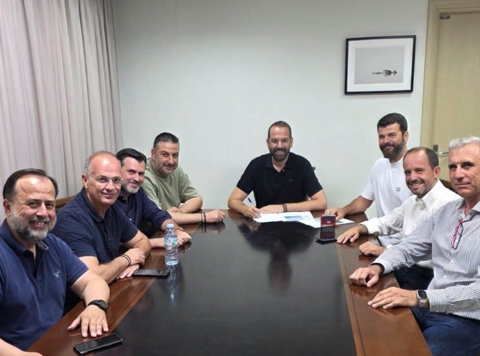 Αγρίνιο: Υπογραφές για το σύγχρονο κεφάλαιο για το Παπαστράτειο Μέγαρο – Φαρμάκης: Επενδύουμε στον πολιτισμό 