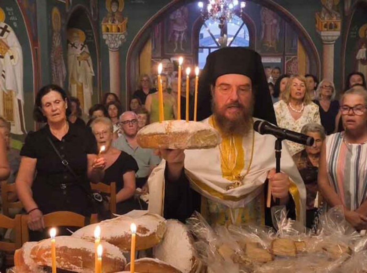 Με λαμπρότητα ο εορτασμός της Κοιμήσεως της Θεοτόκου στο Μενίδι Αμφιλοχίας
